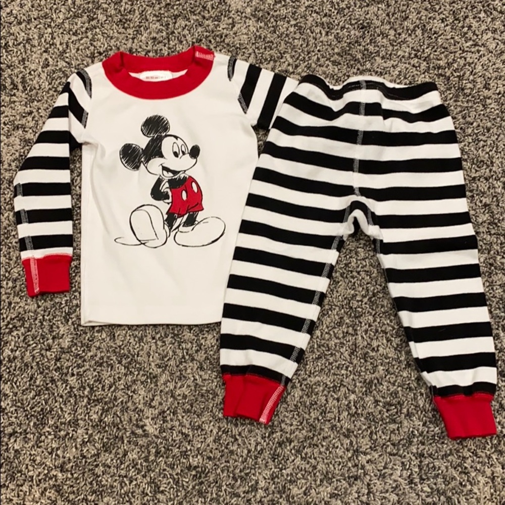 Hanna Andersson Mickey Mouse pajamas